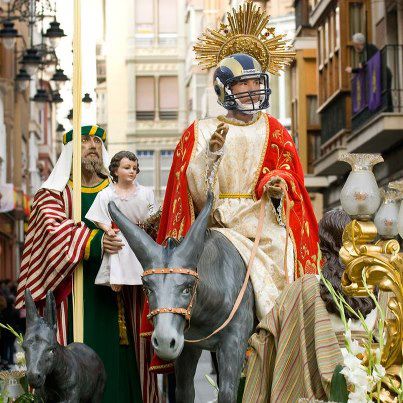 229431_627975660552758_1772007425_n